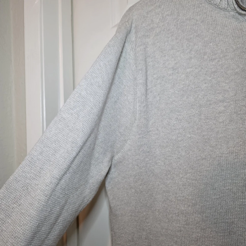 J.Crew Men’s Cotton Quarter-Zip Sweater – XL – Textured Knit Light Grey